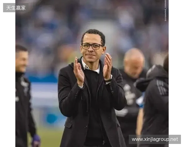官方:罗塞尼尔出任切尔西主帅,签约至2032年 官方:罗塞尼尔出任切尔西主帅,签约至2032年