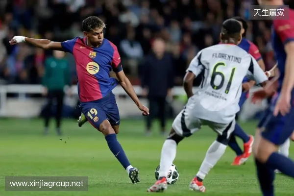 卡萨多:奥维耶多踢得很勇敢;训练都没见过亚马尔那样射门