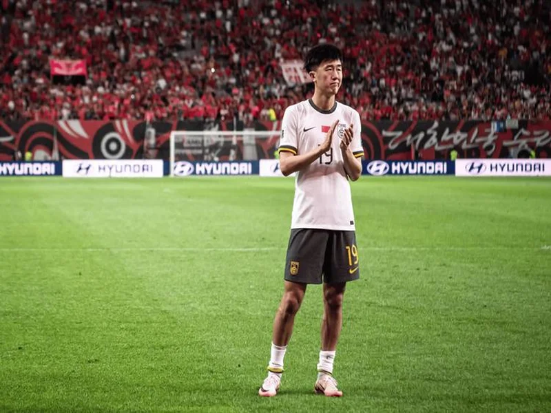 北青：国足曾计划10月在杭州集训，但因新帅迟迟未到位等因素搁浅