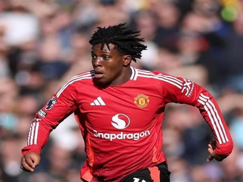 多古:球队本赛季凝聚力更强了,我已经很好地适应了英超联赛