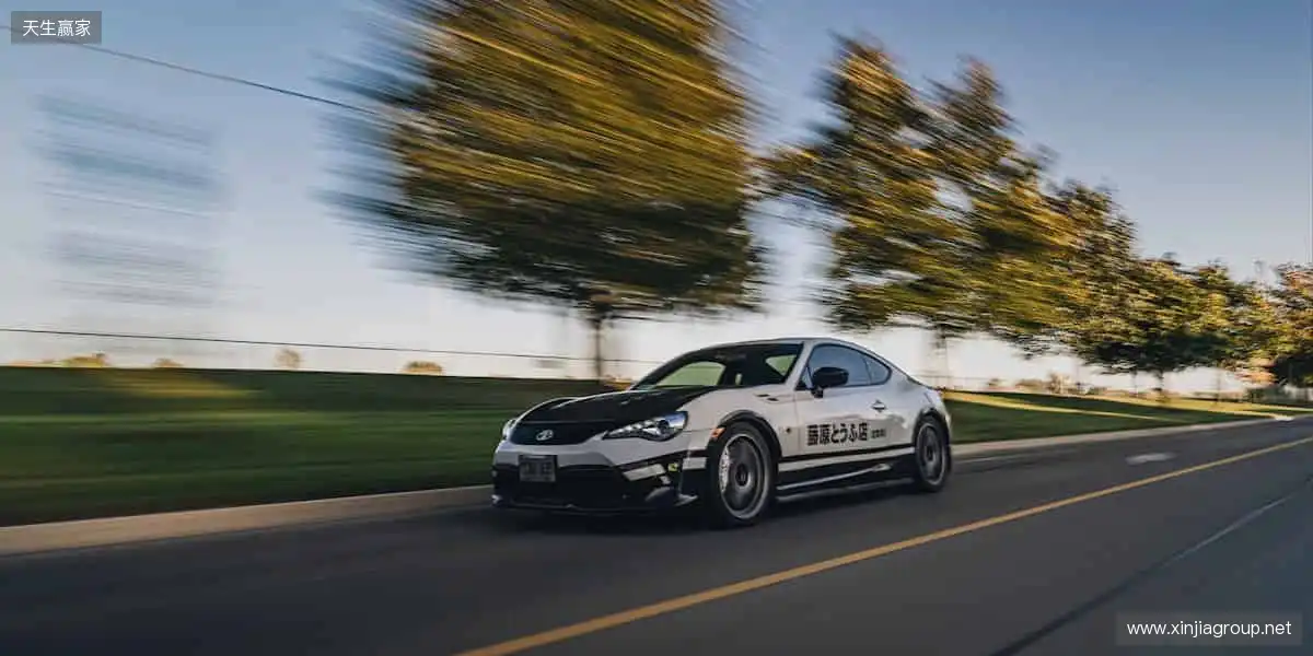 📱随时随地,精彩赛事永不离线!